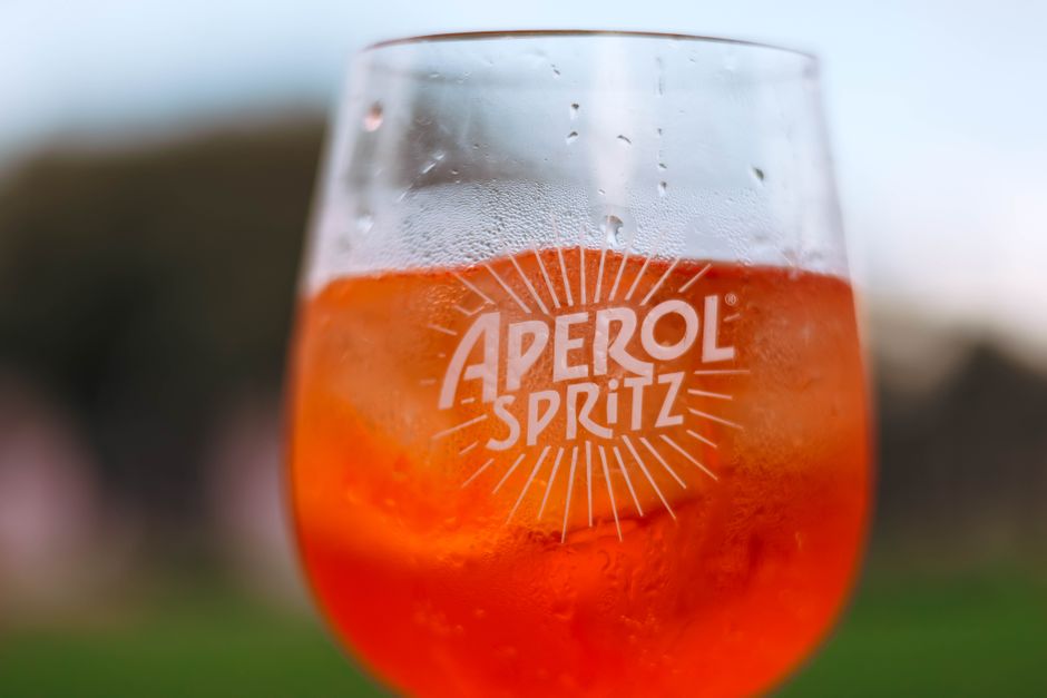 Aperol Spritz Recipe (3-2-1)